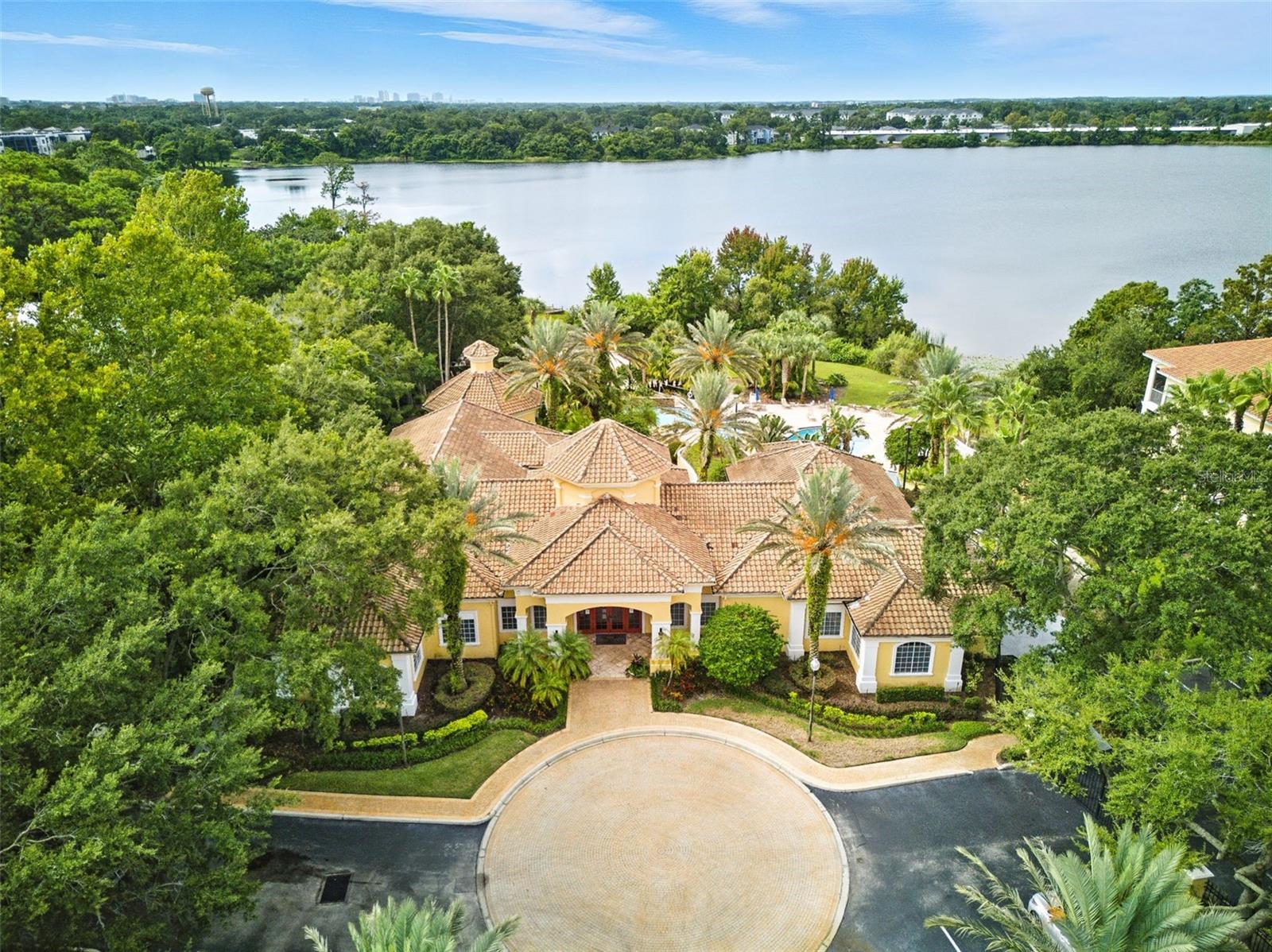 VISCONTI WEST CONDOMINIUM - Residential