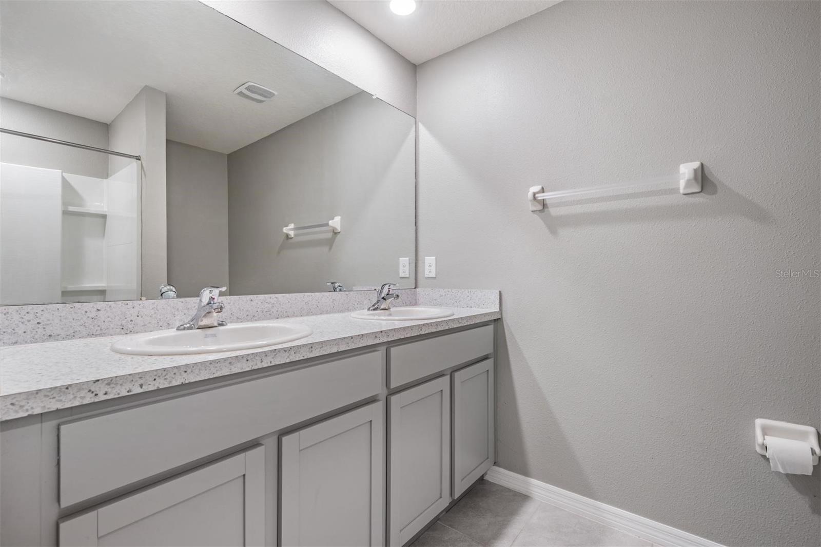 ZEPHYR LAKES SUB - Residential