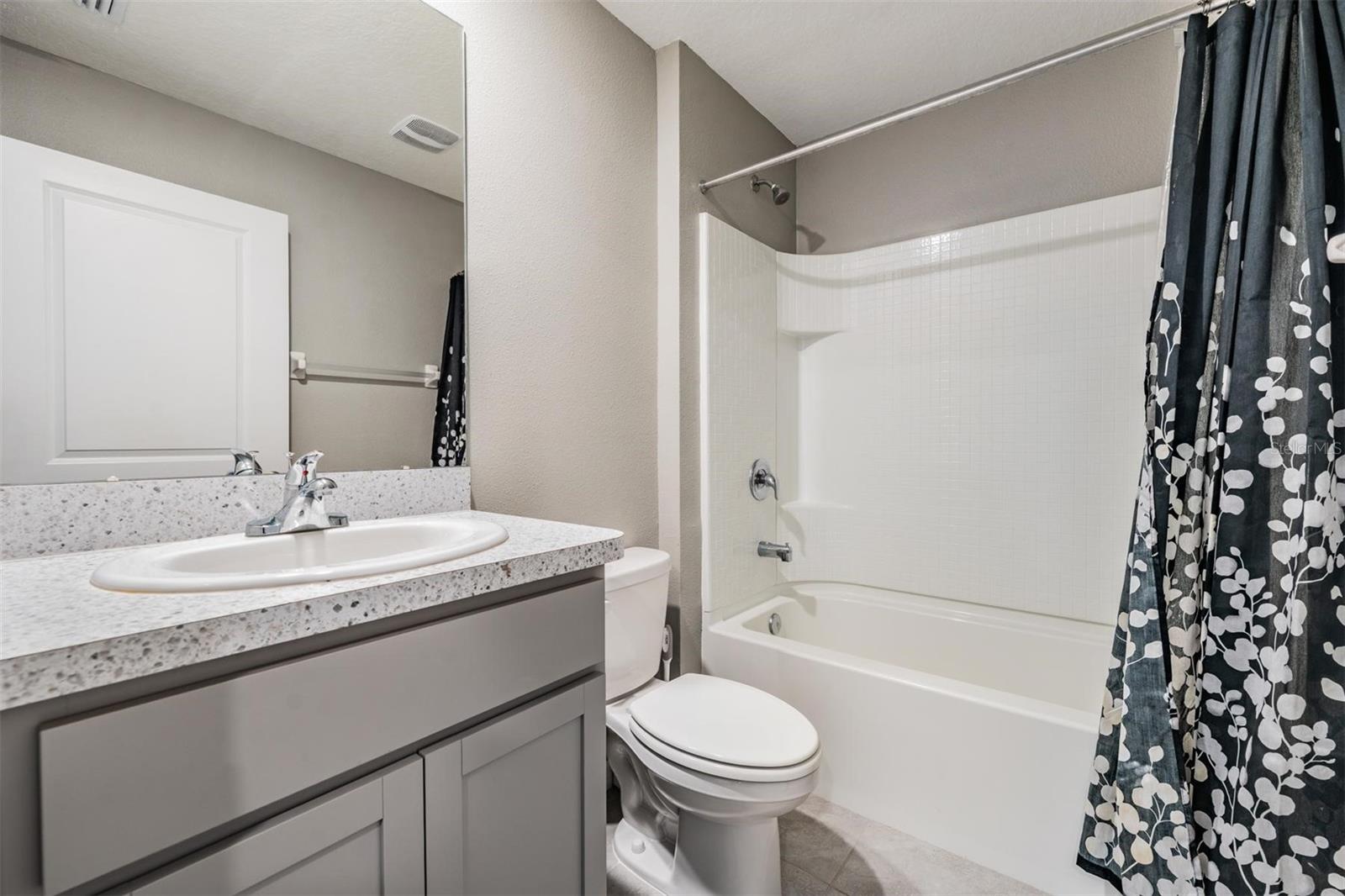 ZEPHYR LAKES SUB - Residential