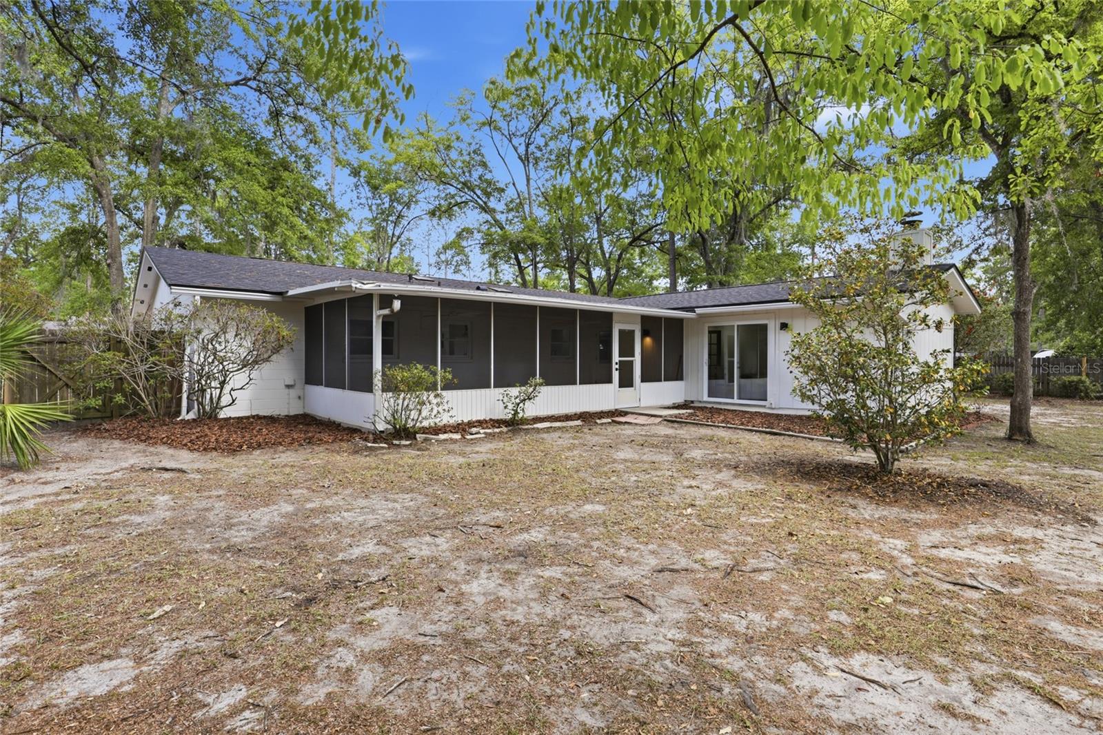 NORTHWOOD OAKS - Residential