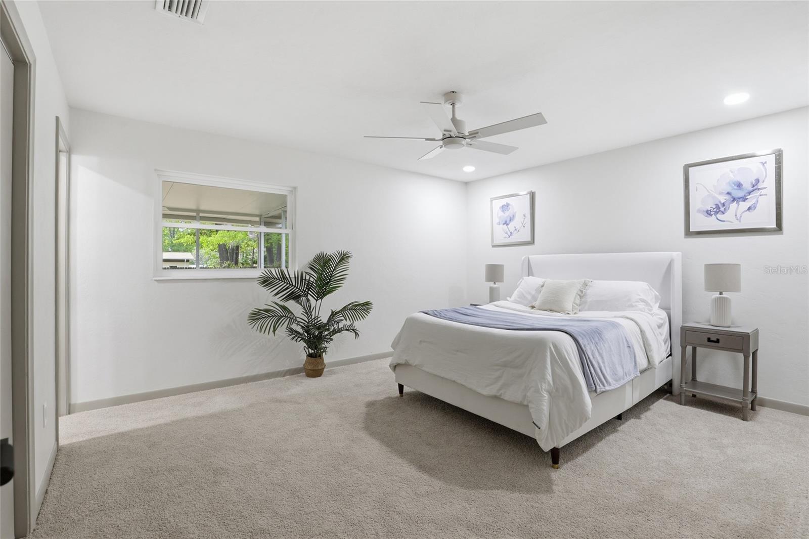 NORTHWOOD OAKS - Residential
