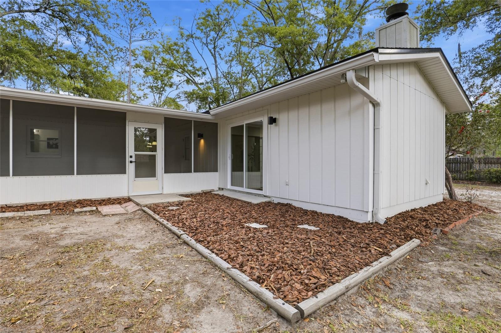 NORTHWOOD OAKS - Residential