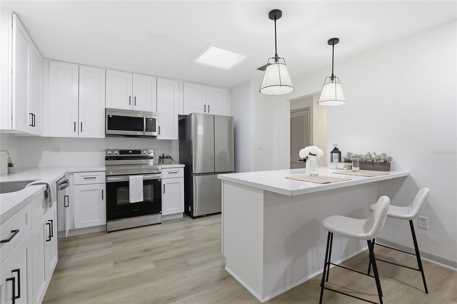 NORTHWOOD OAKS - Residential