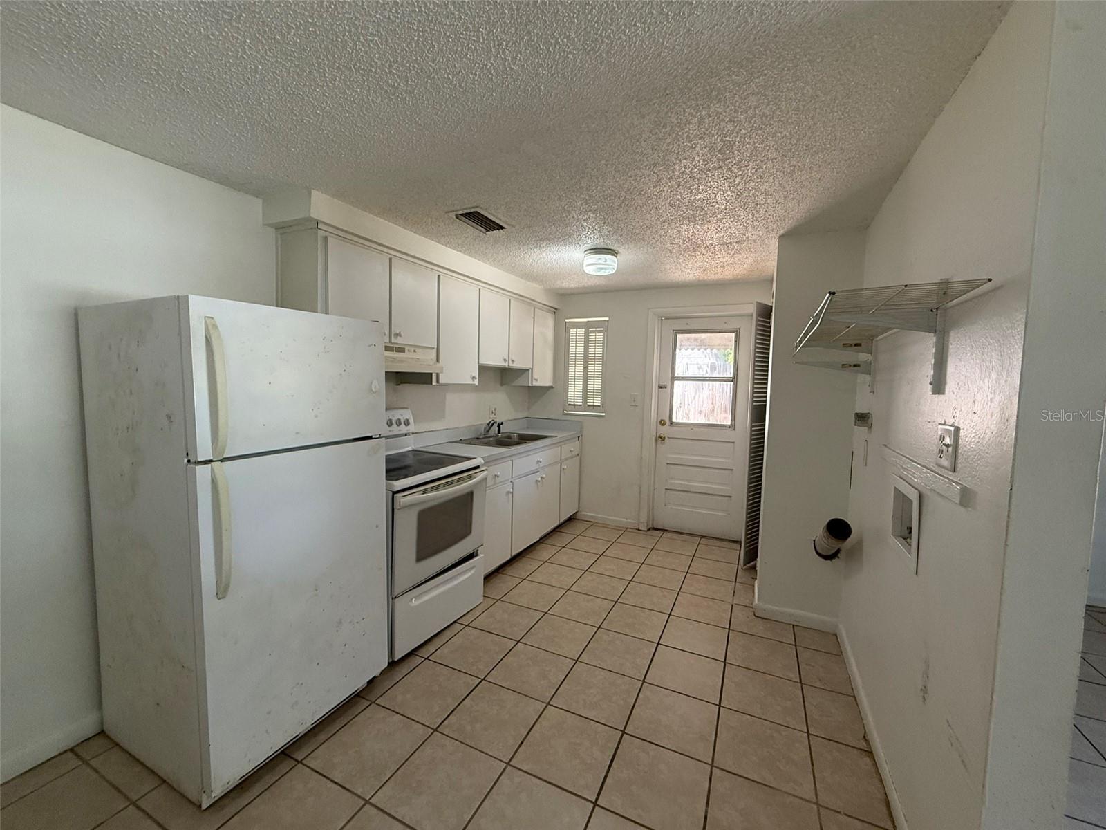 UNPLATTED - Residential Lease