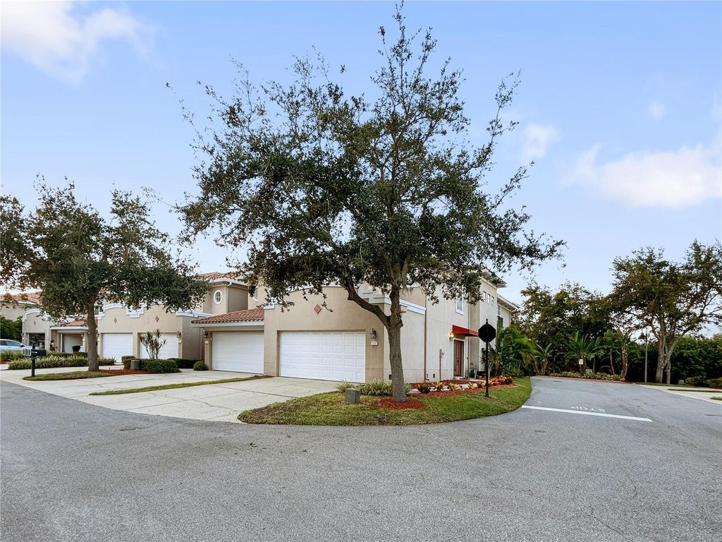 Photo of 254 Valencia Circle, St Petersburg, FL 33716 (MLS # O6354467)