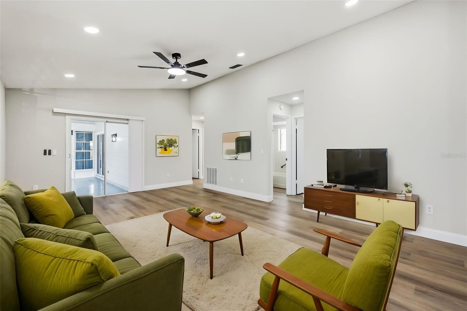 MAYFAIR MEADOWS - Residential