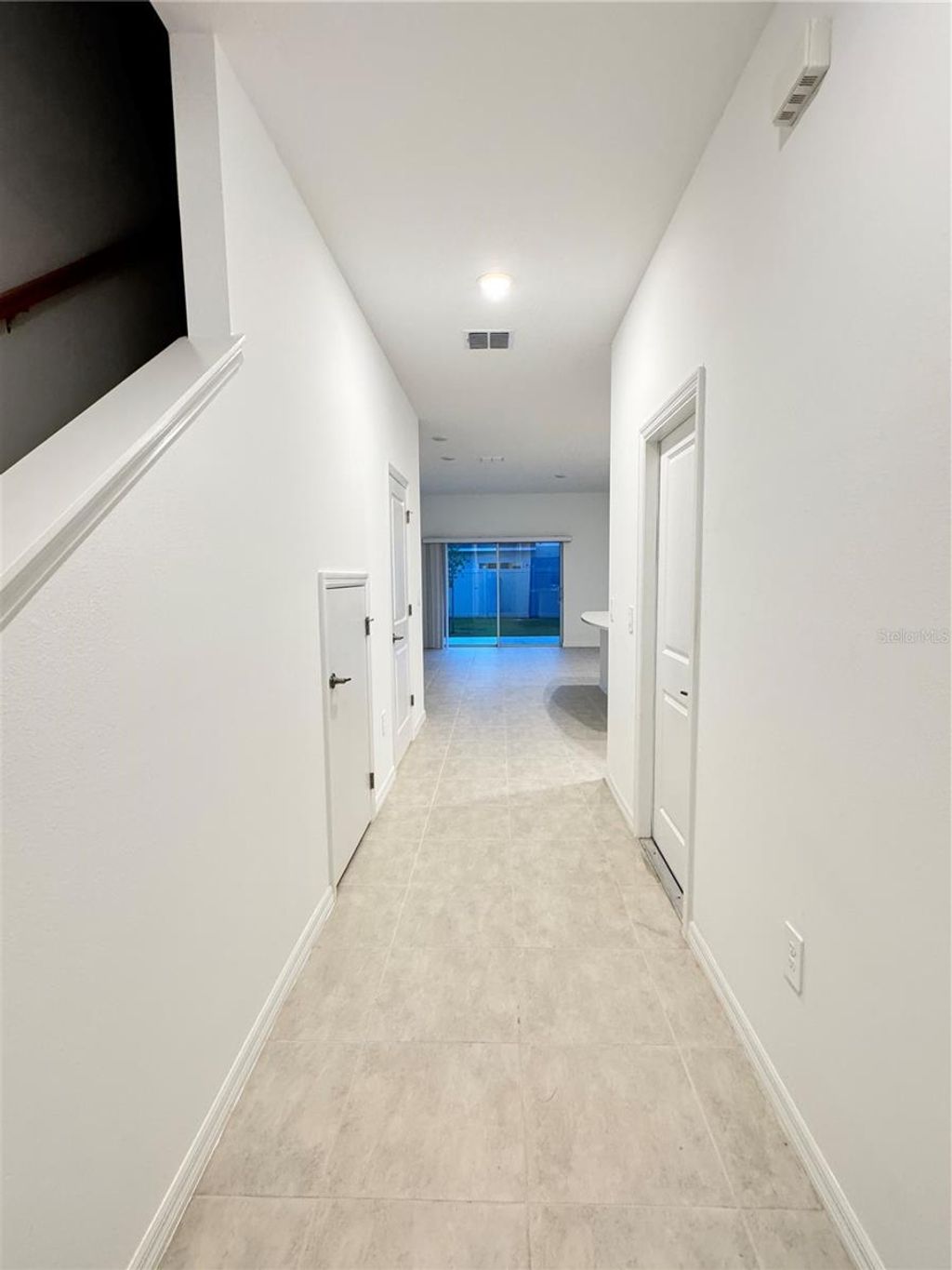 Photo of 1304 Drake Ridge Drive, Kissimmee, FL 34744 (MLS # S5147737)