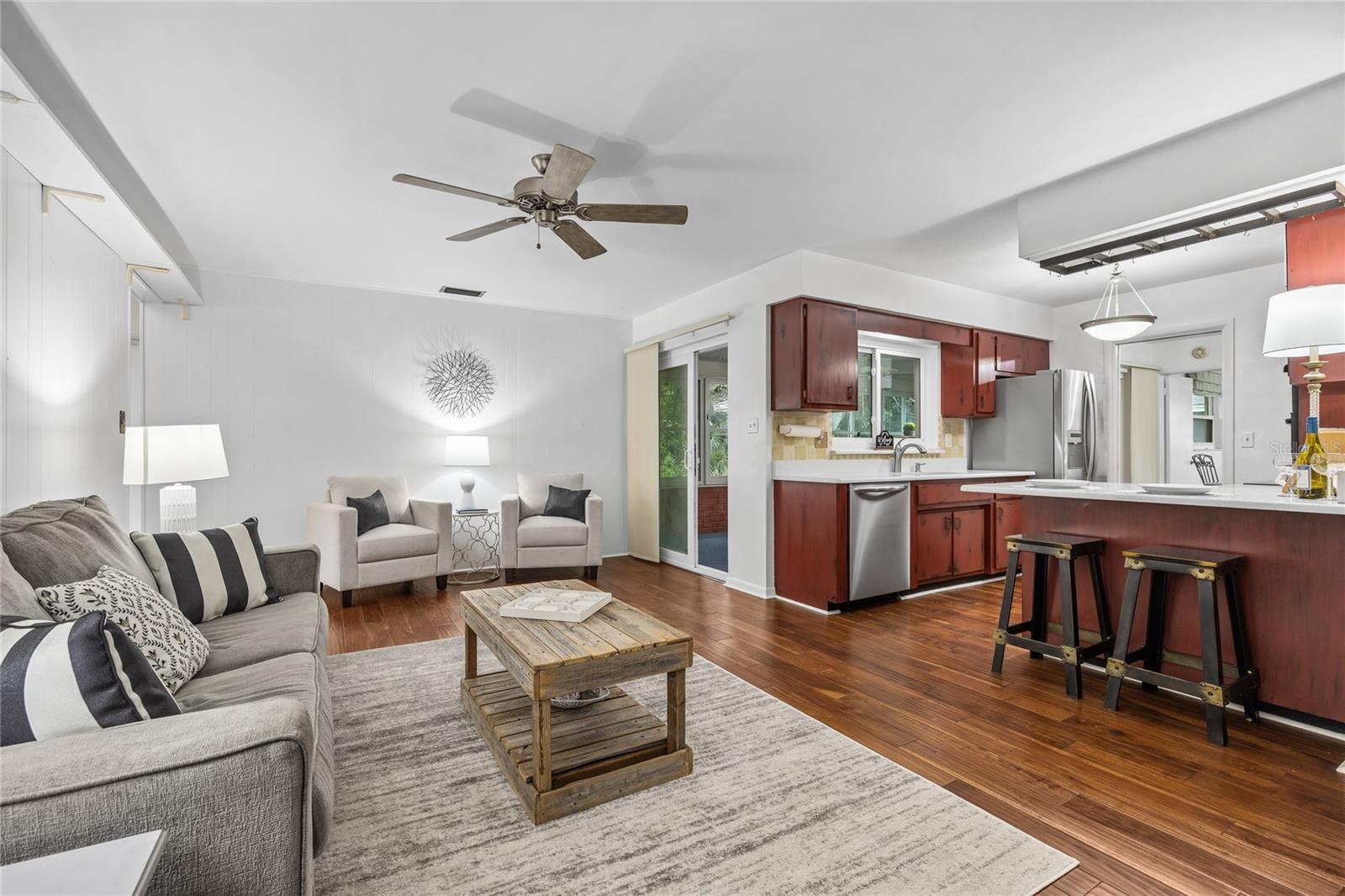FAIRWAY ESTATES 9TH ADD - Residential