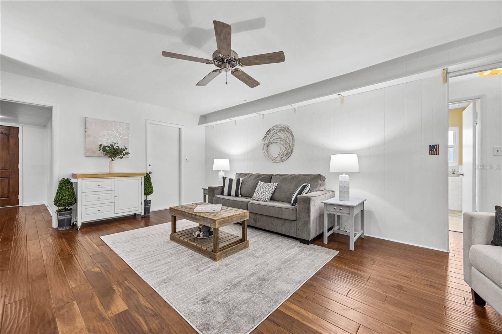 FAIRWAY ESTATES 9TH ADD - Residential
