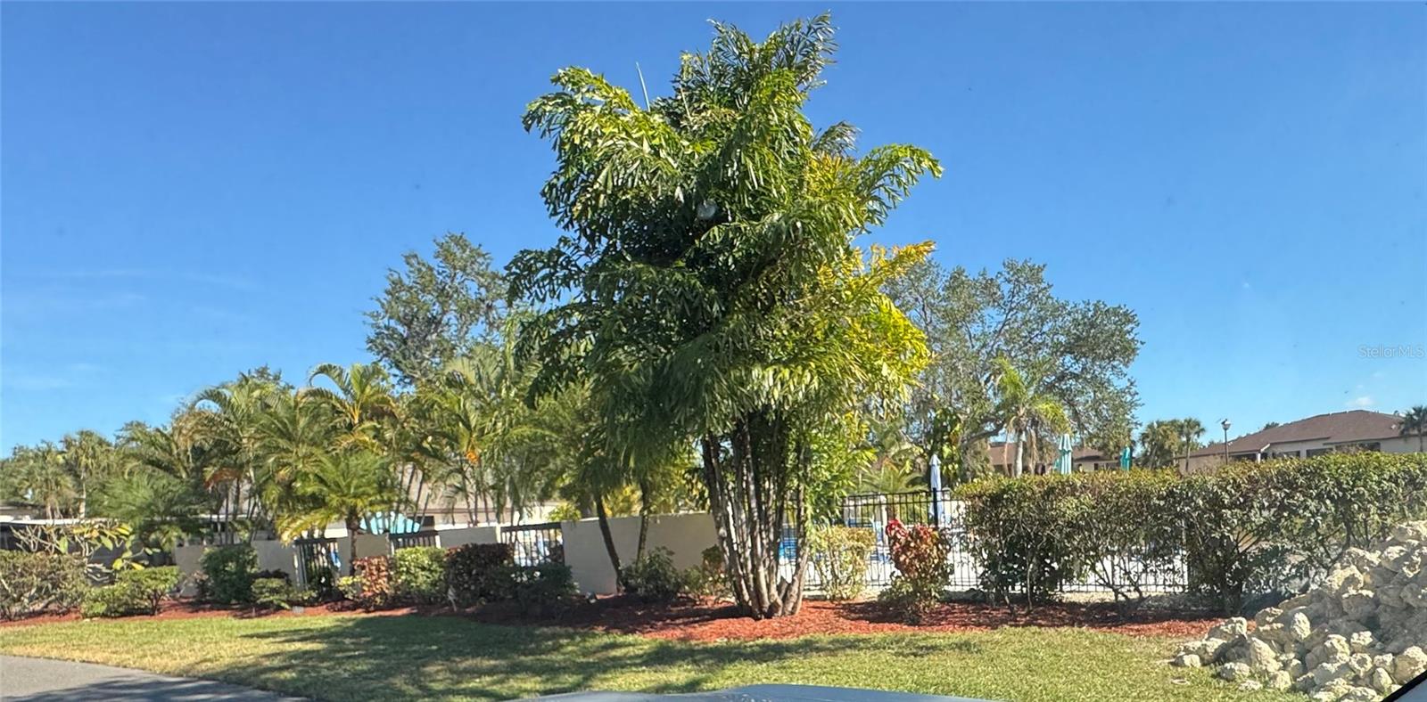 OAKS 04 - Residential