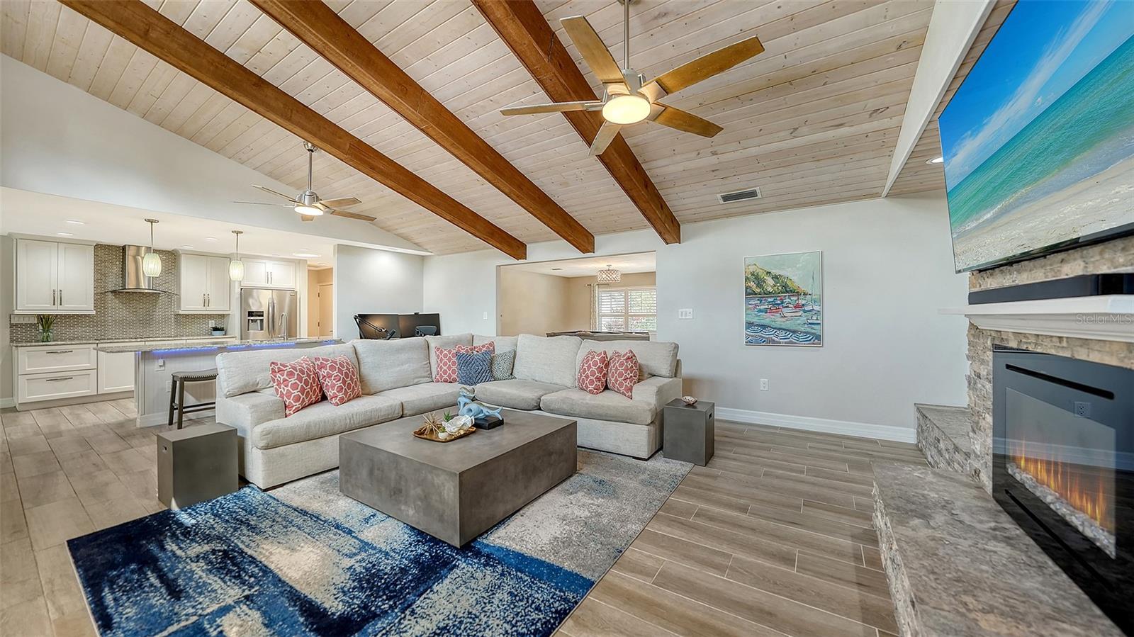 SIESTA COVE SUB - Residential