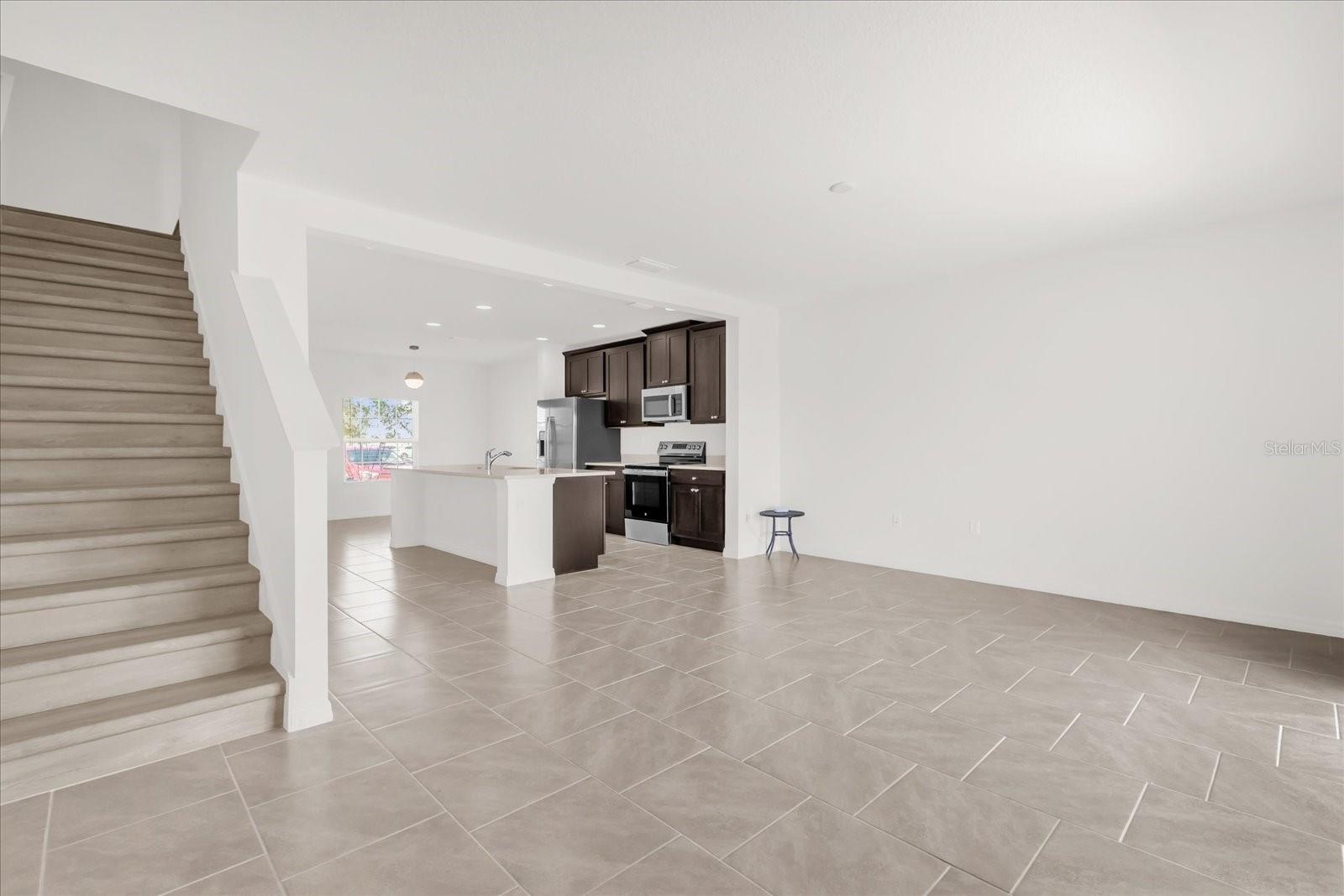 LEGACY LNDGS - Residential