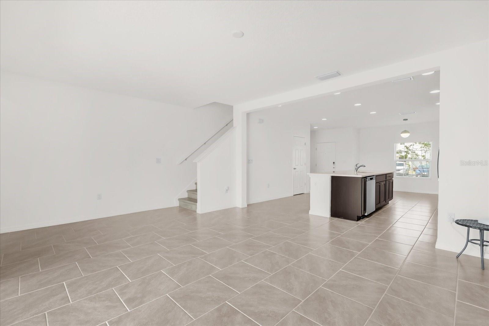 LEGACY LNDGS - Residential