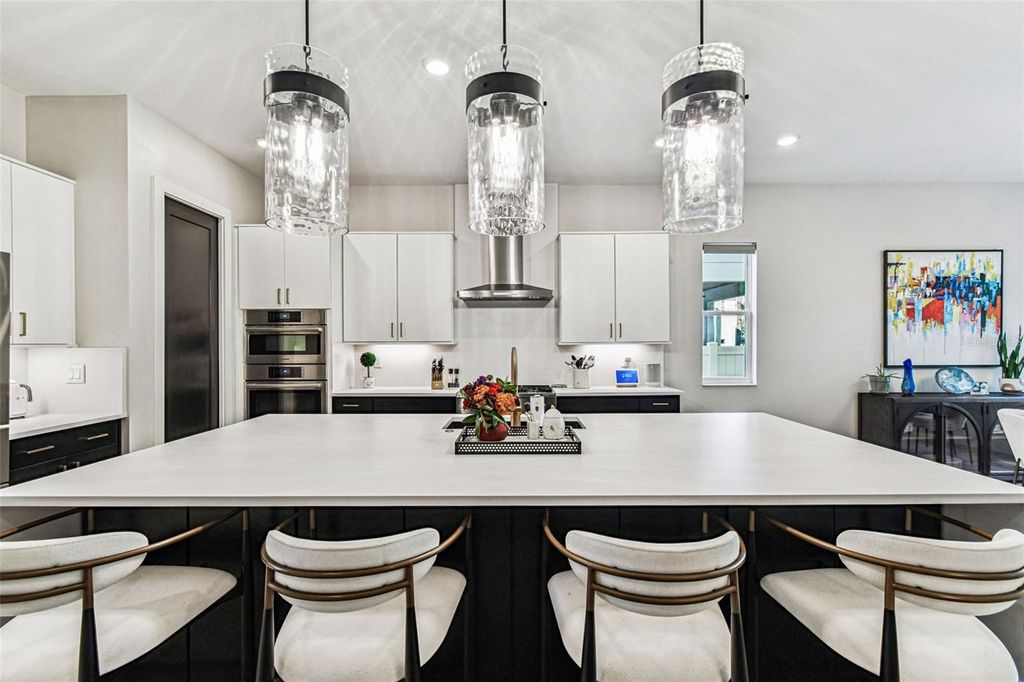 Photo of 3704 S Lynwood Ave, Tampa, FL 33629 (MLS # TB8460213)