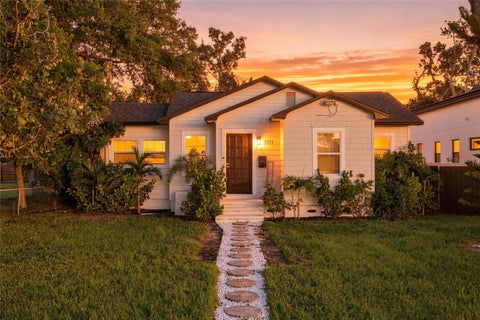 Photo of 3731 6th Avenue N, St Petersburg, FL 33713 (MLS # TB8547475)