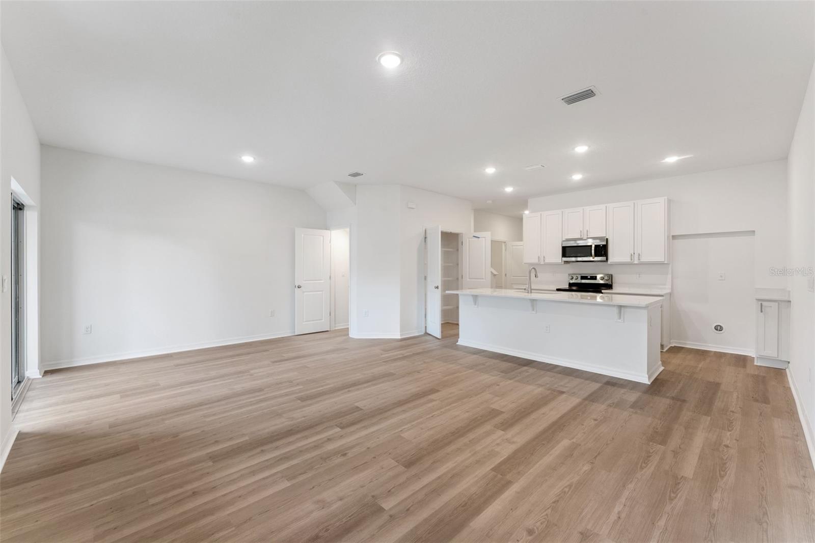 CONNORS COVE - Residential