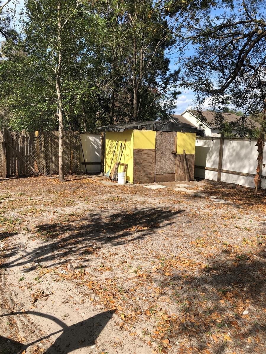 1840 HOWLAND BOULEVARD