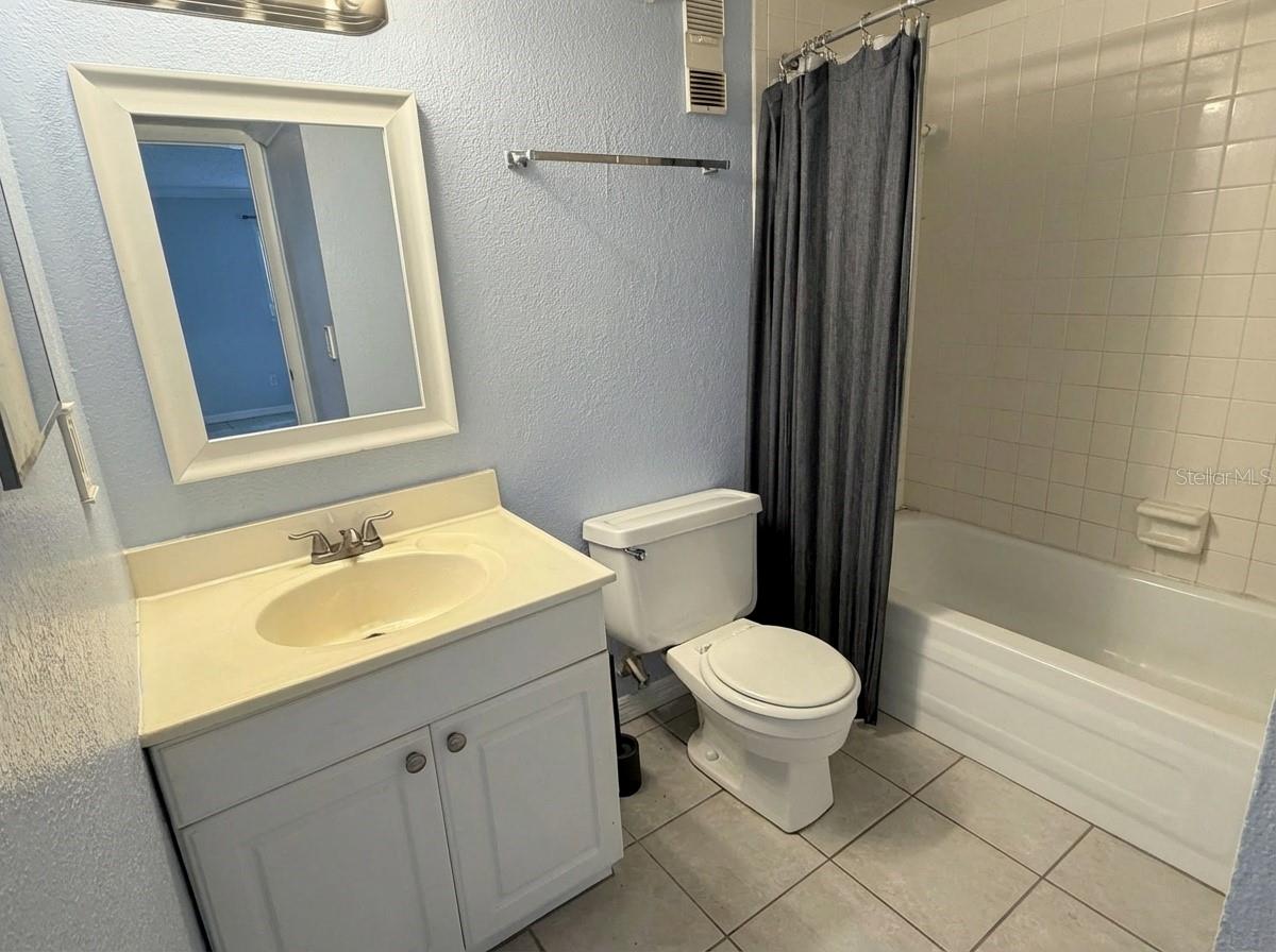 954 LAKE DESTINY ROAD G