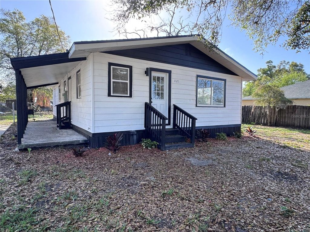 Photo of 1121 Edith Avenue, Lakeland, FL 33805 (MLS # S5145491)