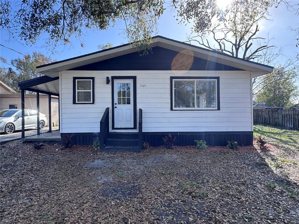 Photo of 1121 Edith Avenue, Lakeland, FL 33805 (MLS # S5145491)