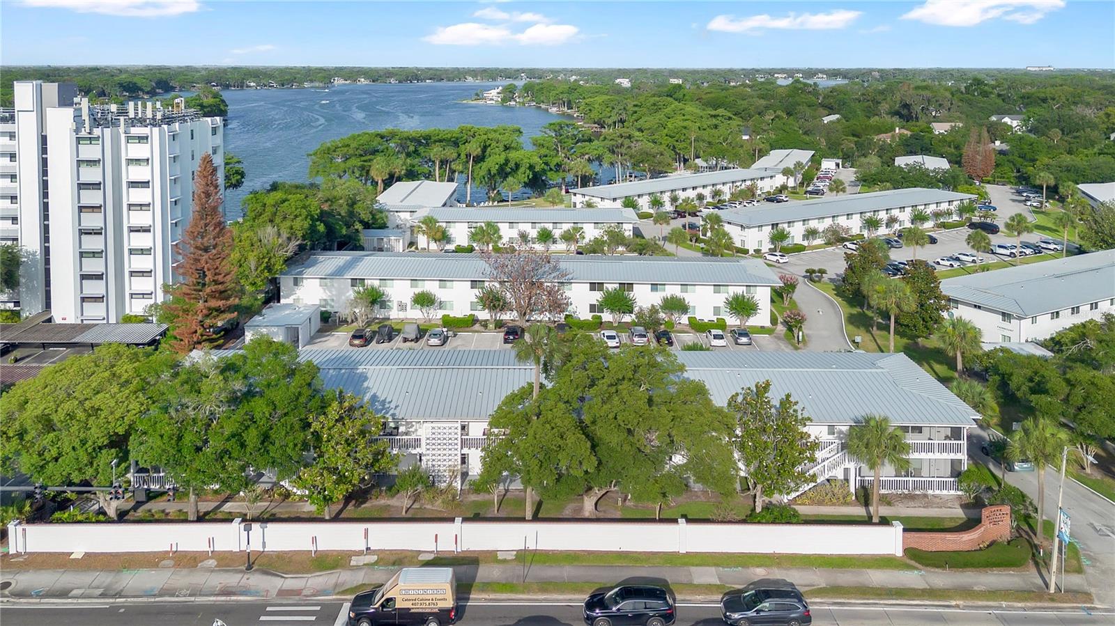LAKE MAITLAND TERRACE APTS - Residential