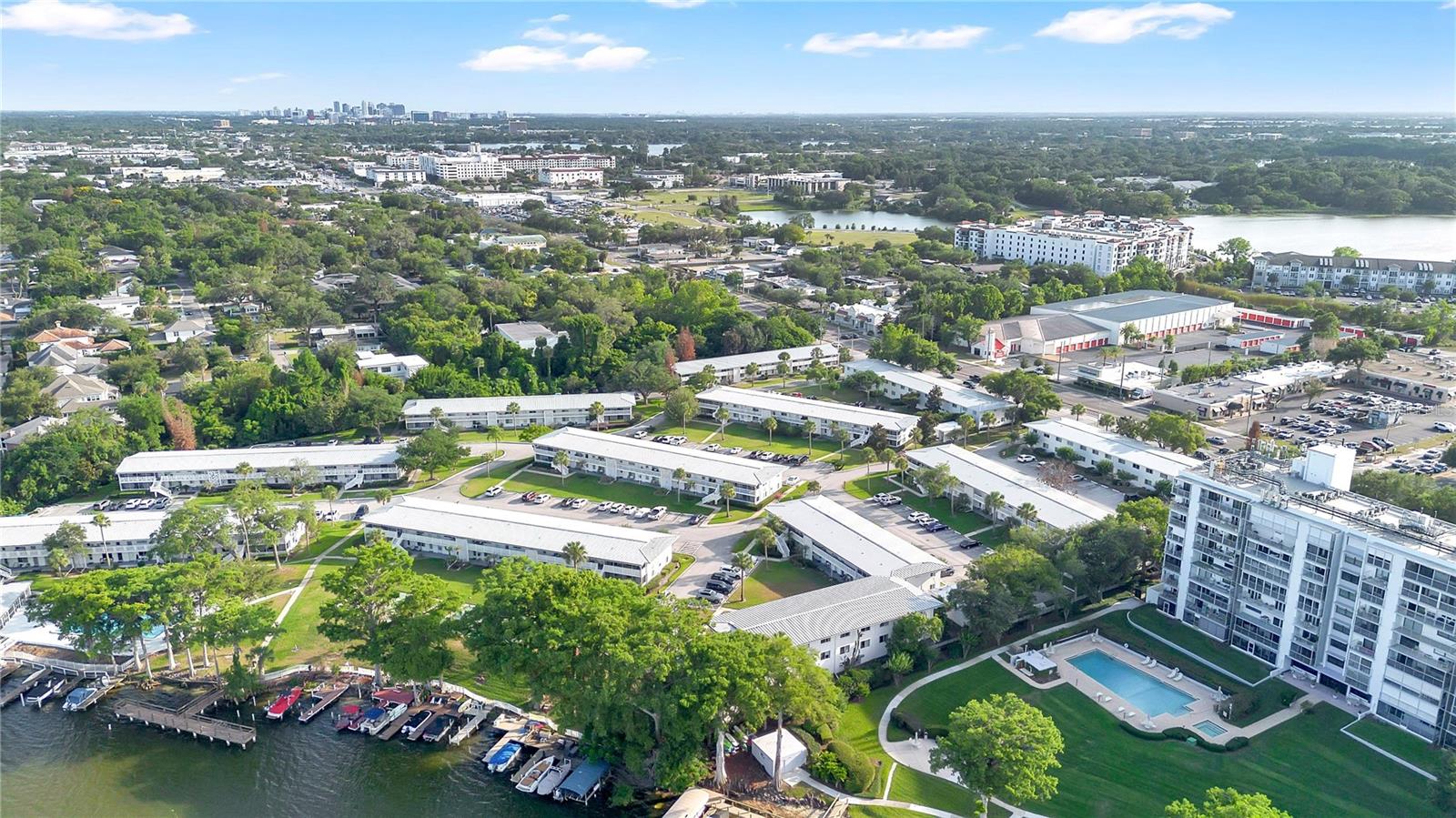 LAKE MAITLAND TERRACE APTS - Residential