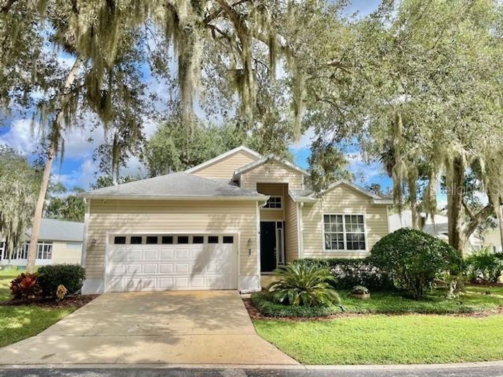 Photo of 226 River Village Drive, Debary, FL 32713 (MLS # O6357355)