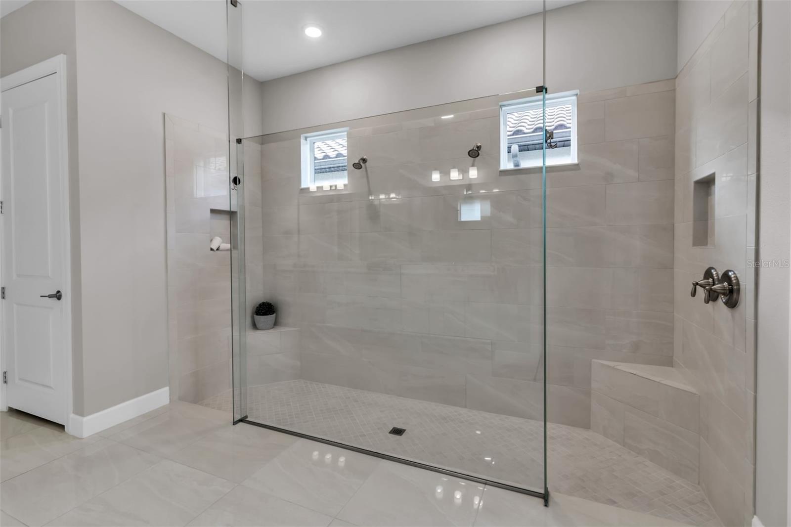 ESPLANADE NORTH AT ARTISAN LAKES SUBPH I - Residential