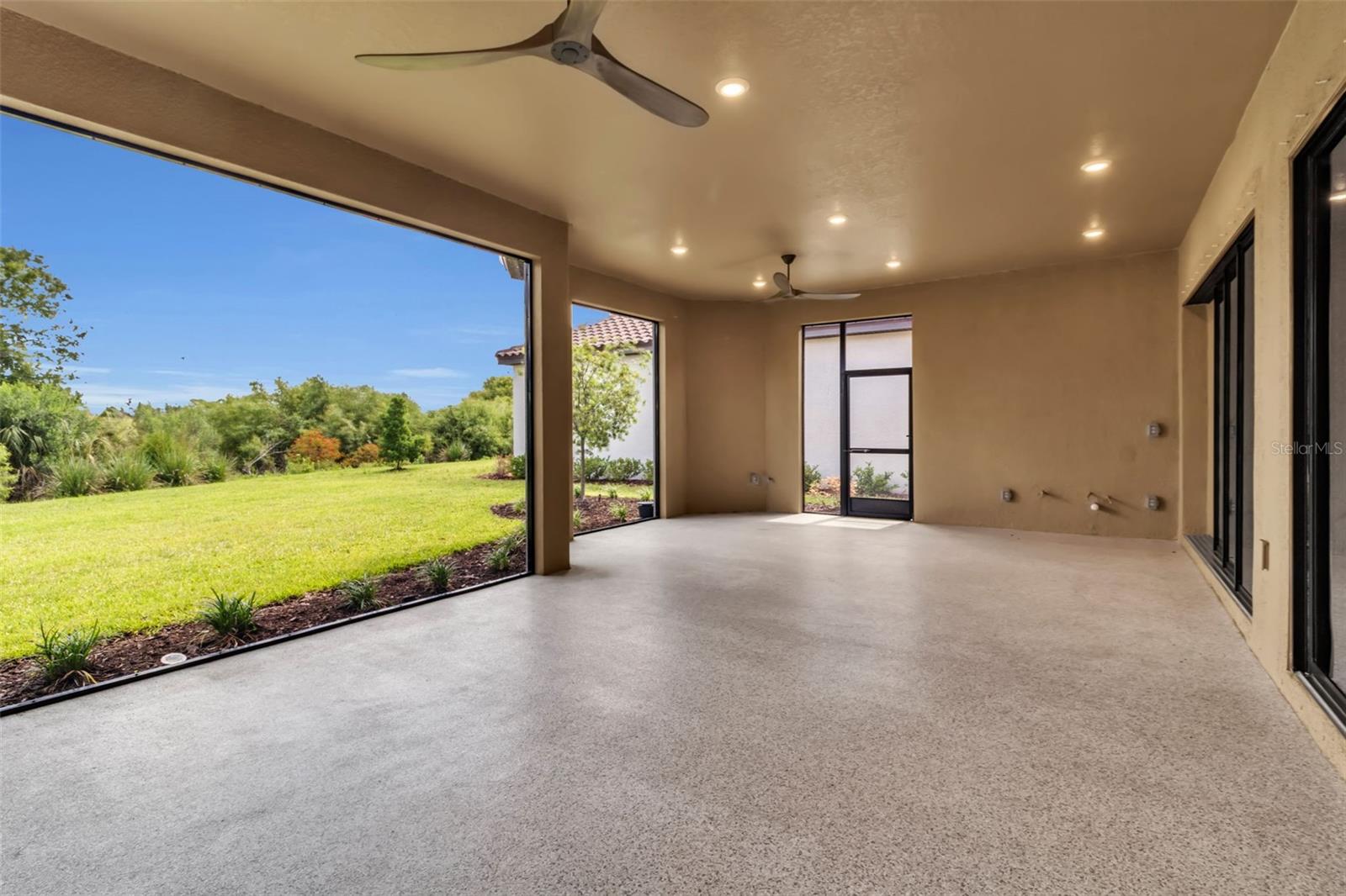 ESPLANADE NORTH AT ARTISAN LAKES SUBPH I - Residential