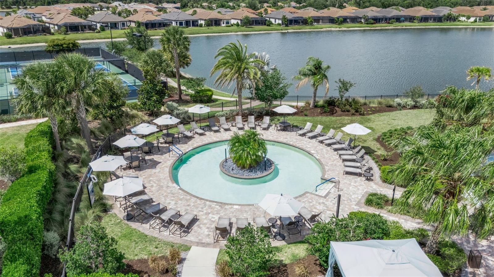ESPLANADE NORTH AT ARTISAN LAKES SUBPH I - Residential