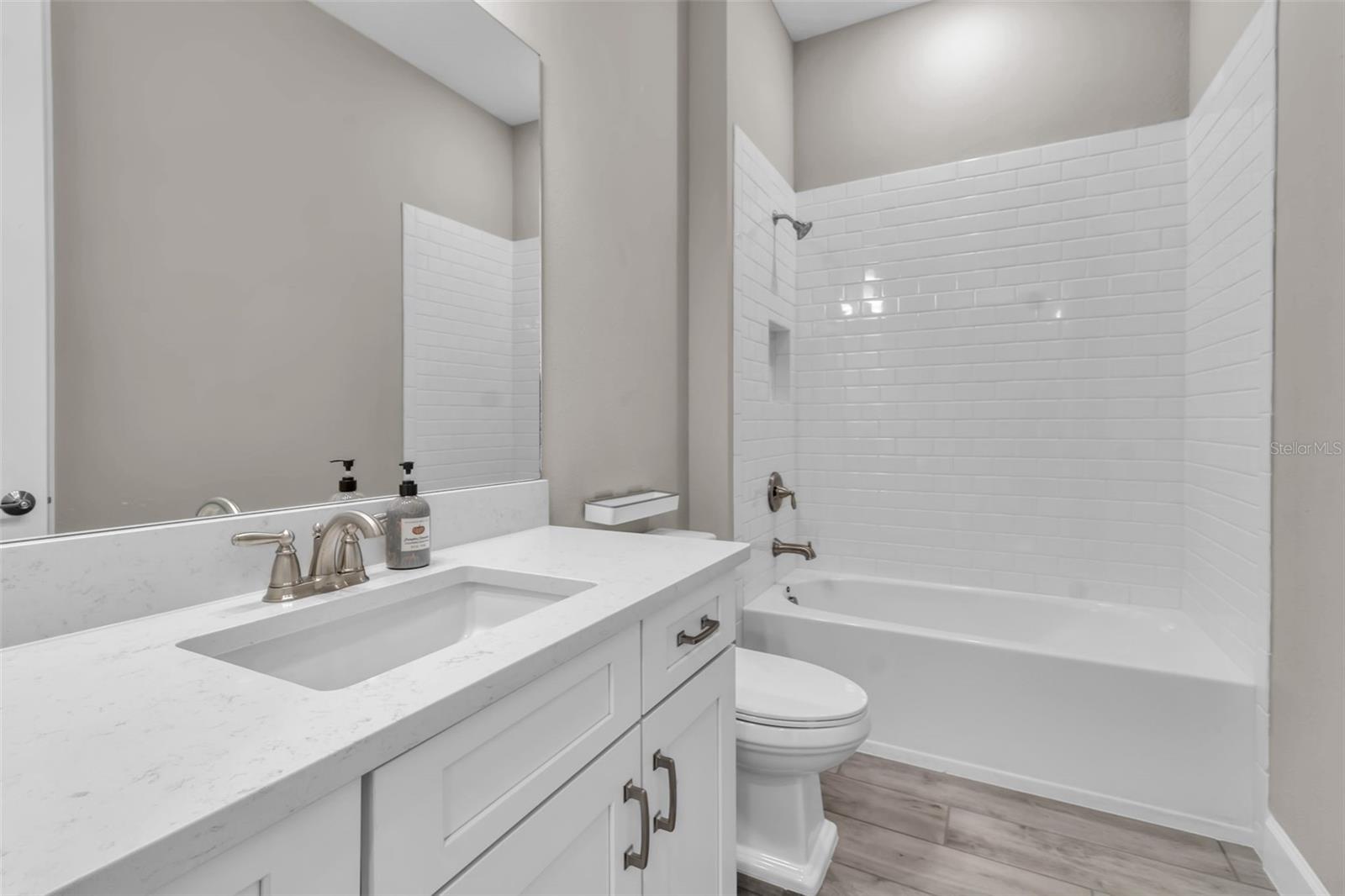 ESPLANADE NORTH AT ARTISAN LAKES SUBPH I - Residential