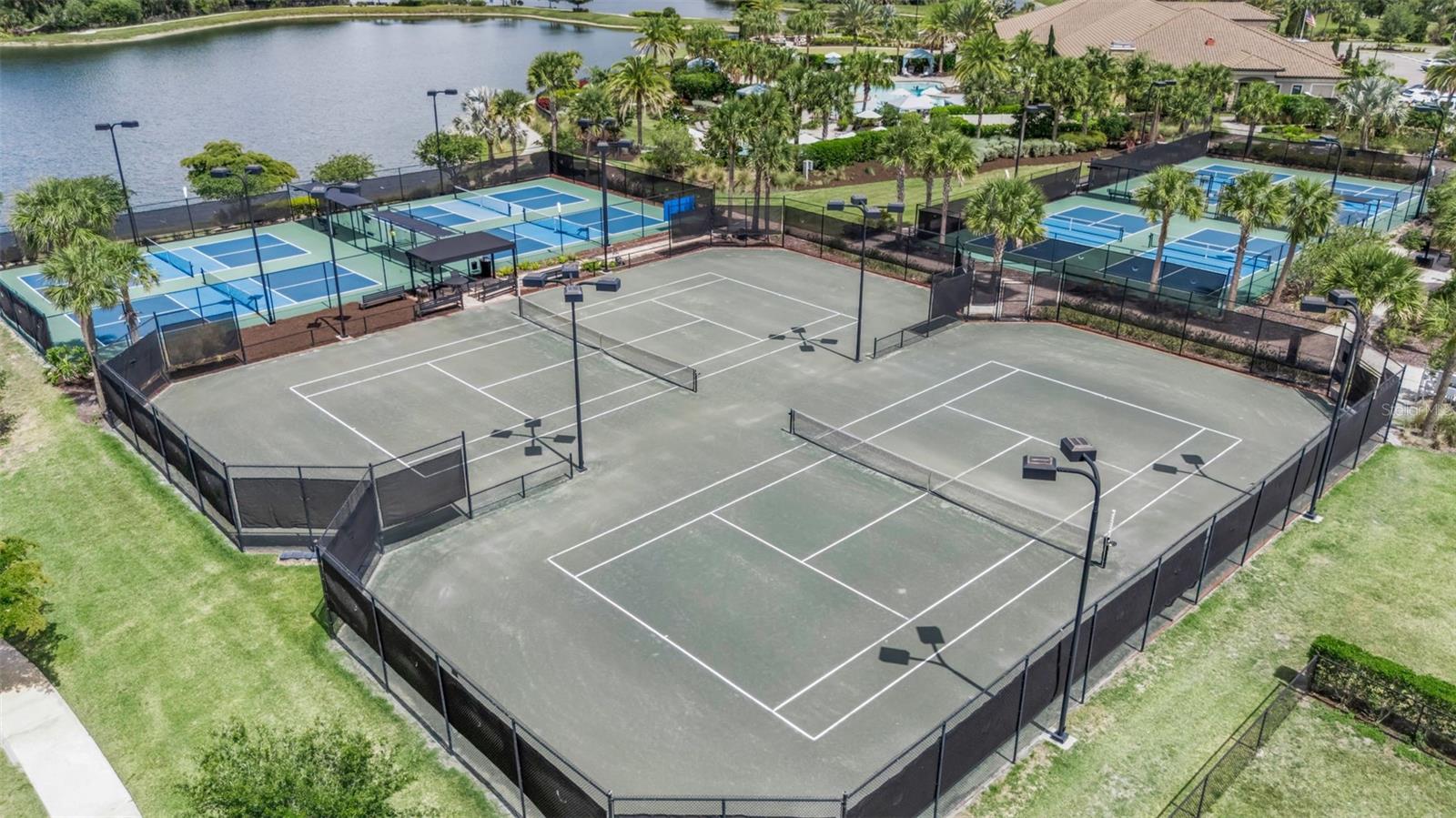 ESPLANADE NORTH AT ARTISAN LAKES SUBPH I - Residential