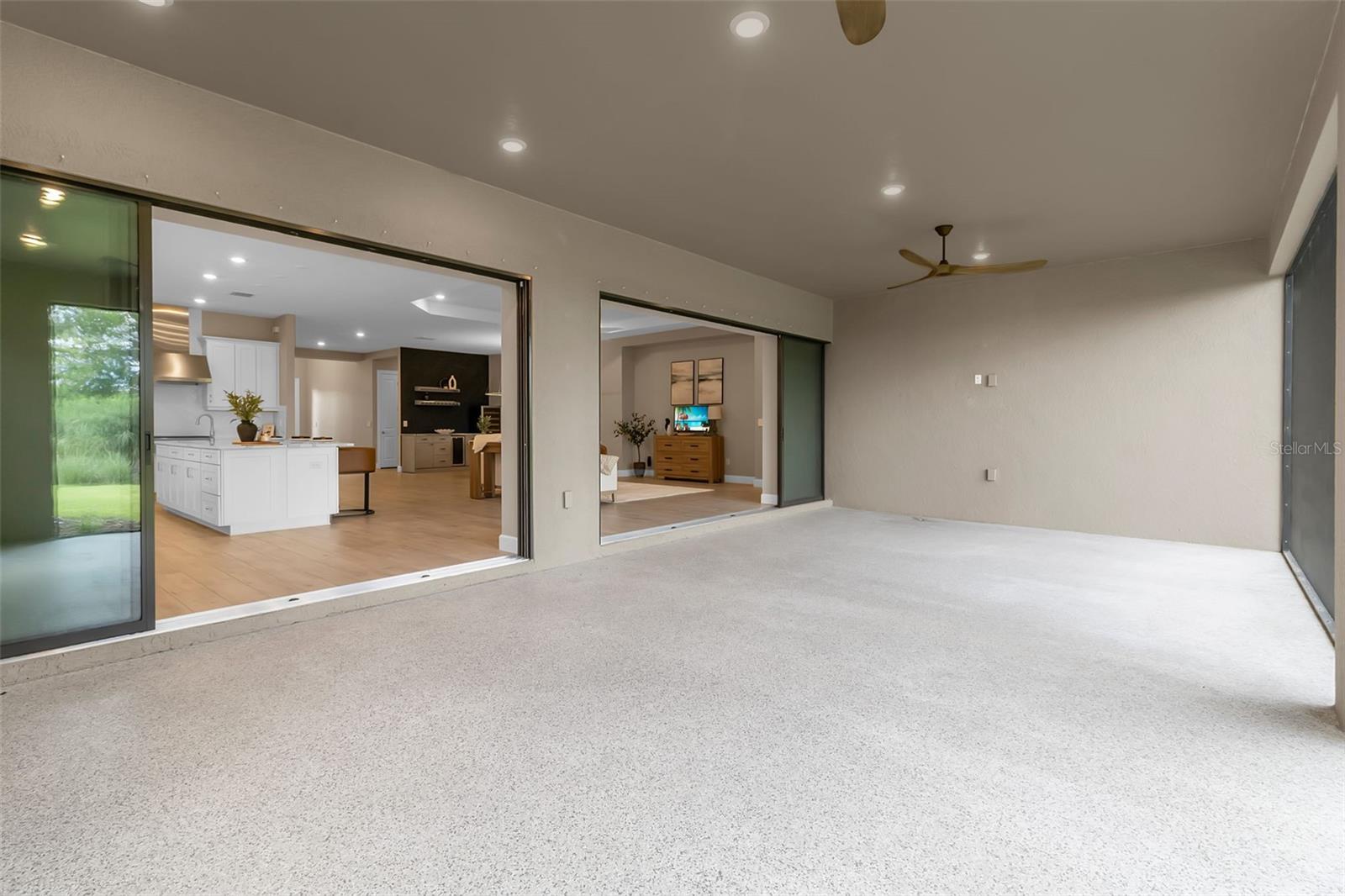 ESPLANADE NORTH AT ARTISAN LAKES SUBPH I - Residential