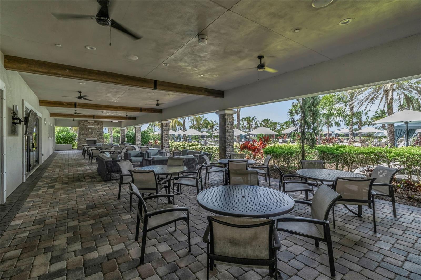 ESPLANADE NORTH AT ARTISAN LAKES SUBPH I - Residential