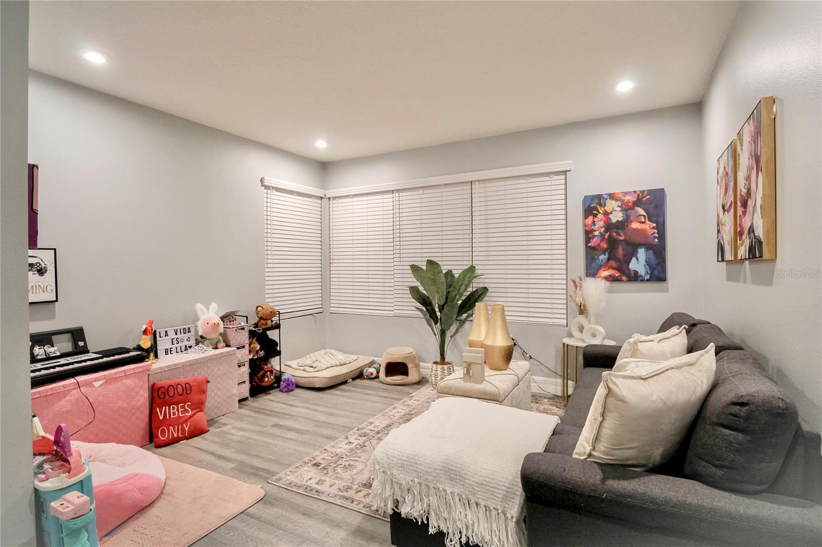 TAPESTRY PH 5 - Residential