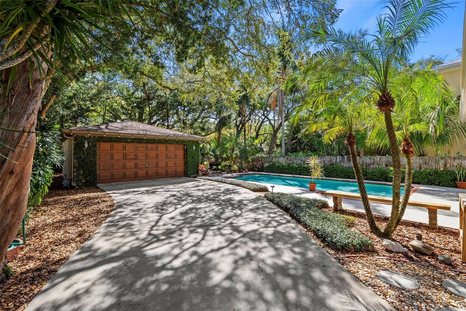 HARBOR VIEW PALMS - Residential