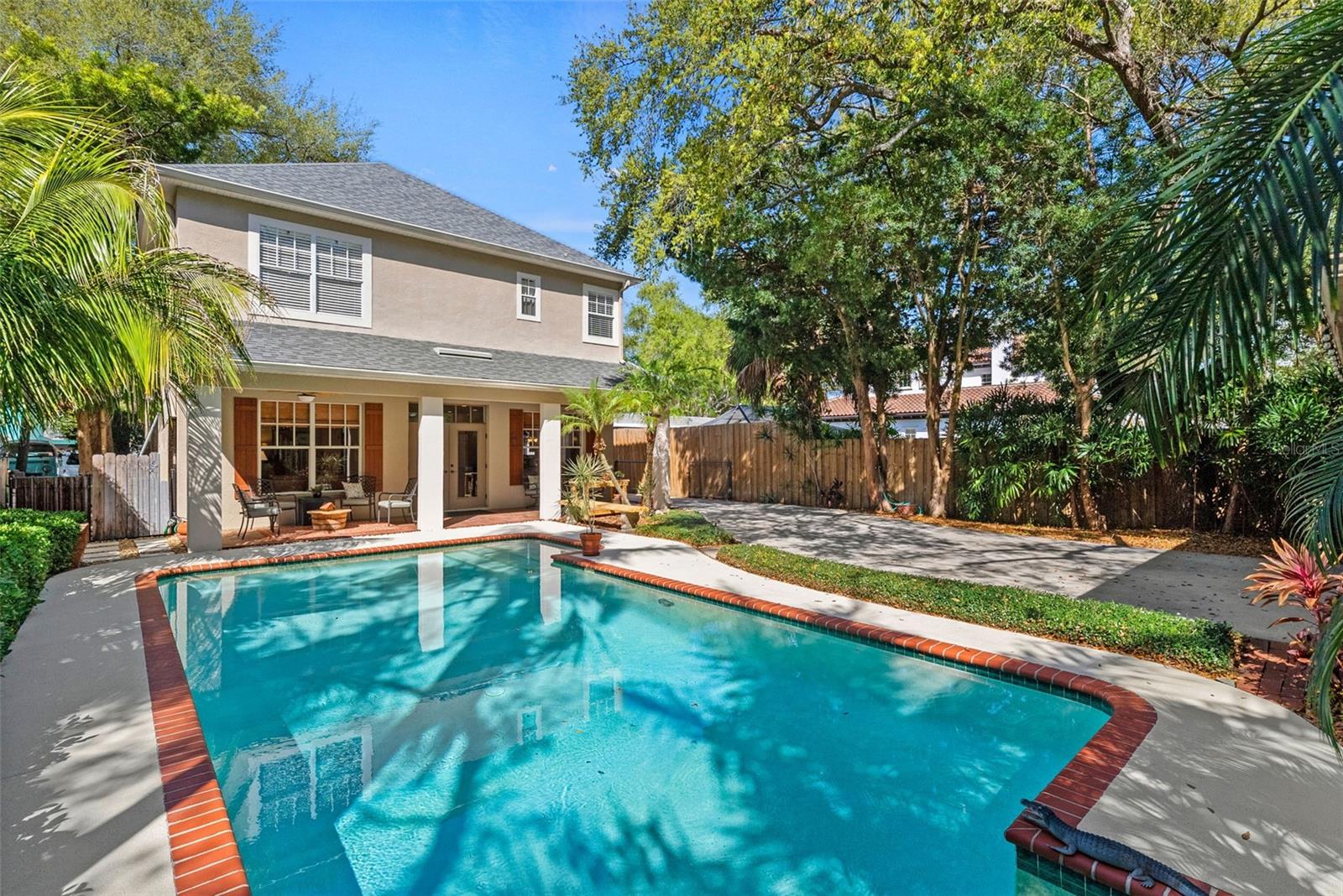 HARBOR VIEW PALMS - Residential