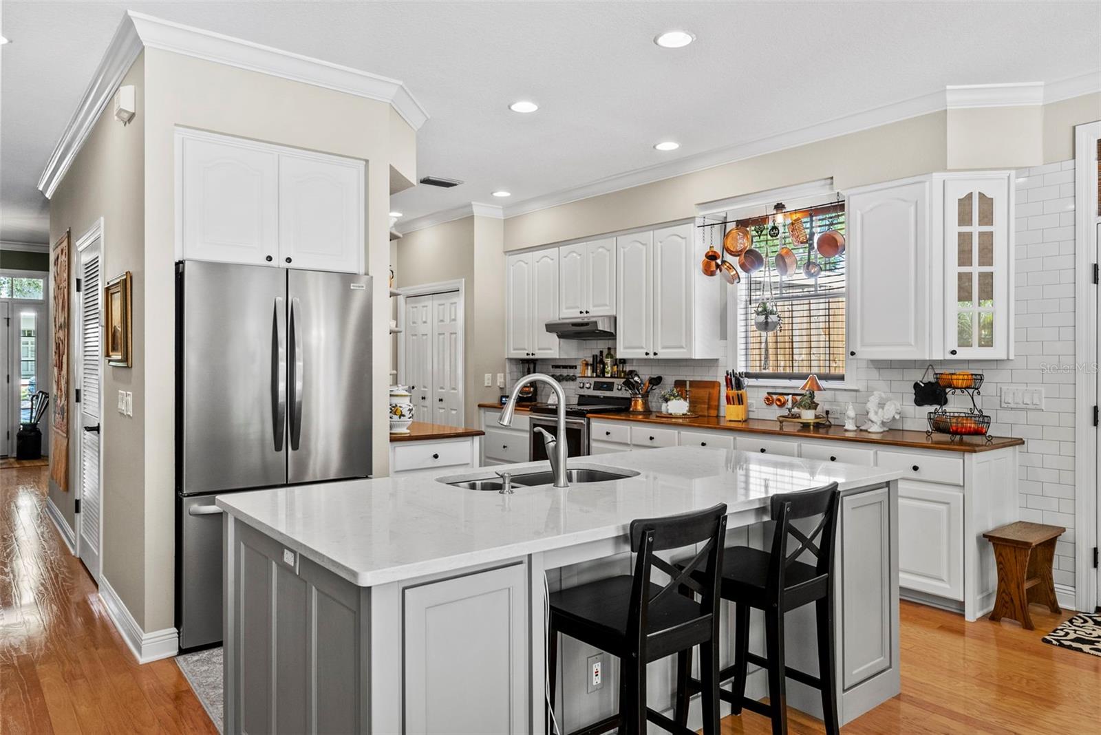 HARBOR VIEW PALMS - Residential