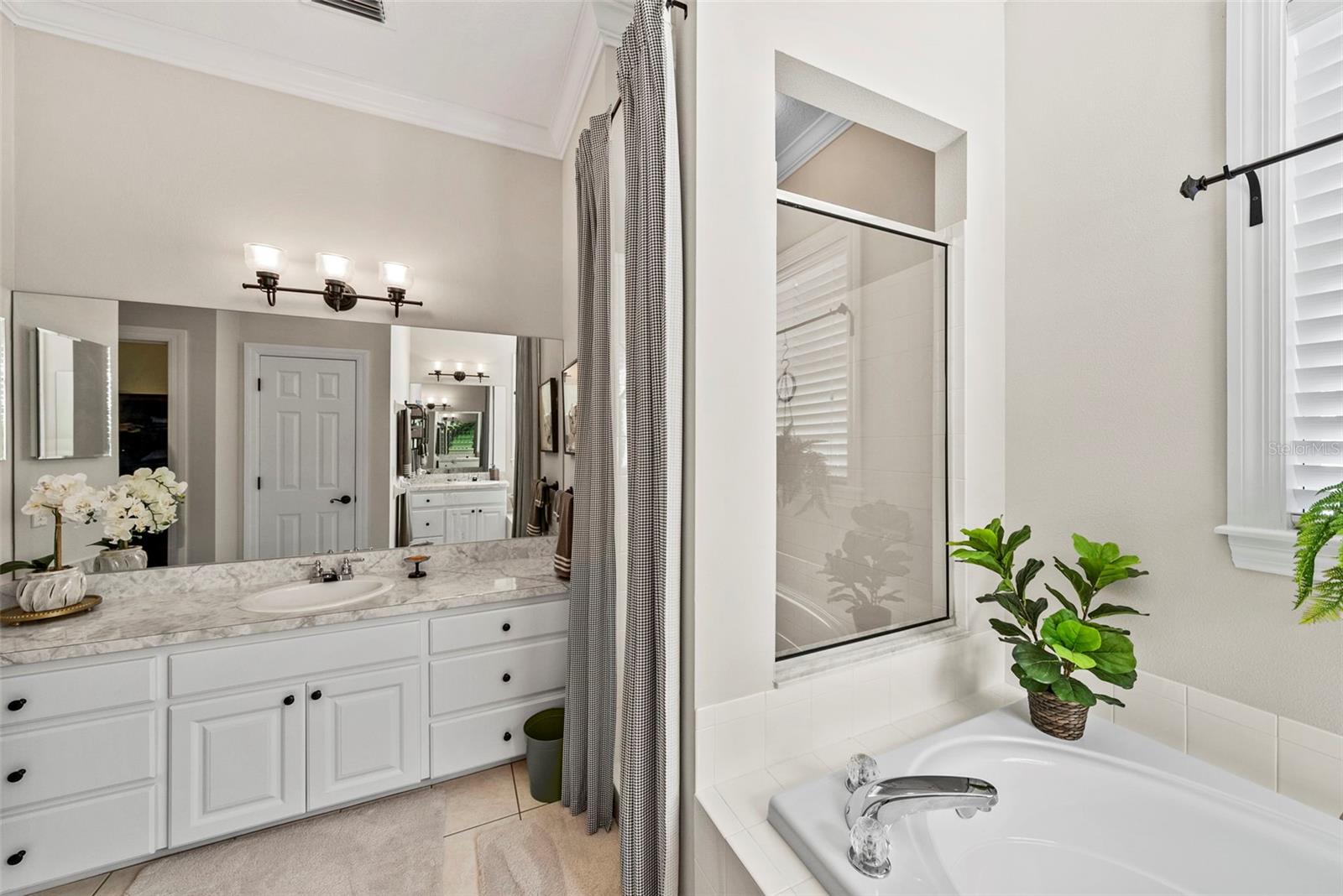 HARBOR VIEW PALMS - Residential