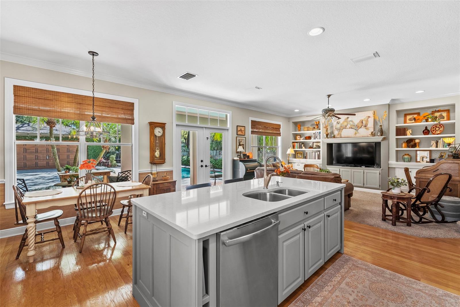 HARBOR VIEW PALMS - Residential