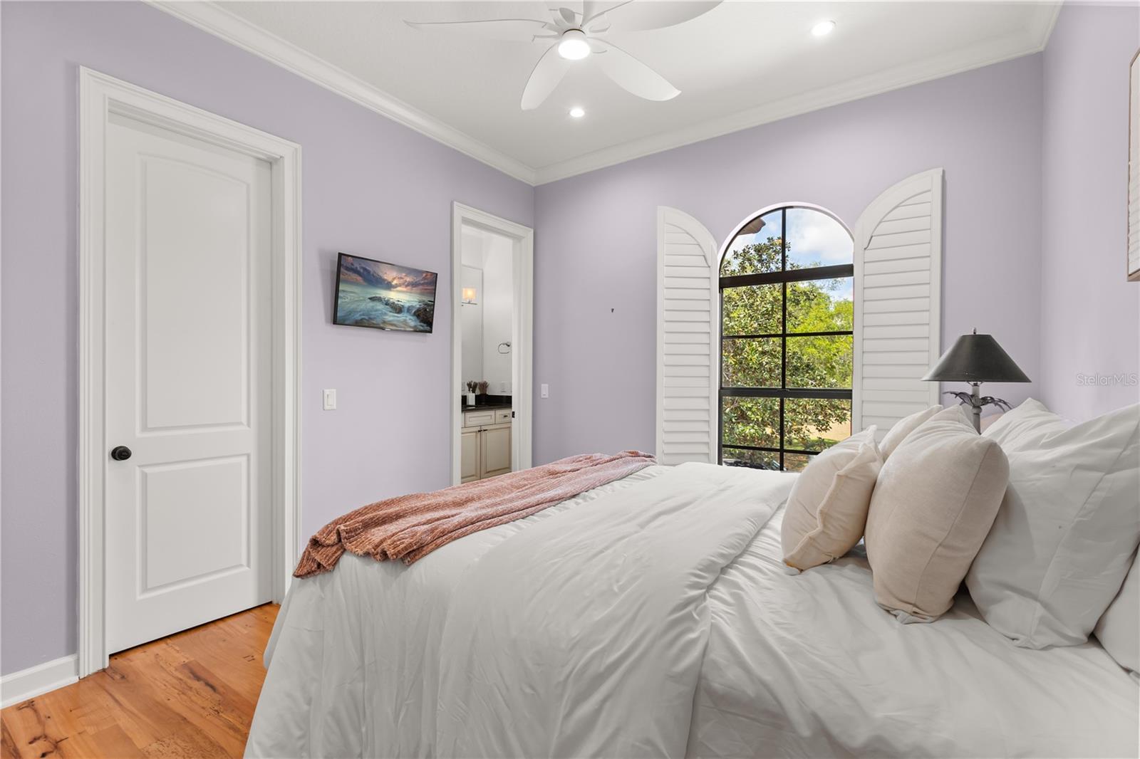 SYLVAN LAKE SHORES - Residential