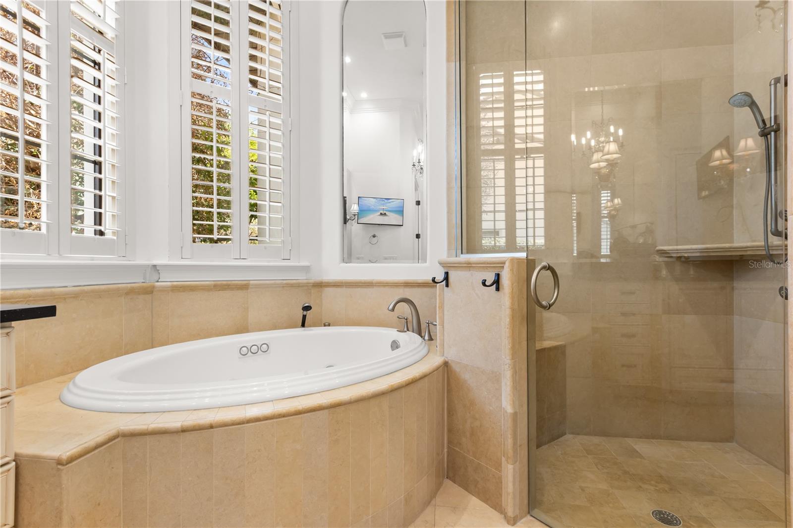 SYLVAN LAKE SHORES - Residential