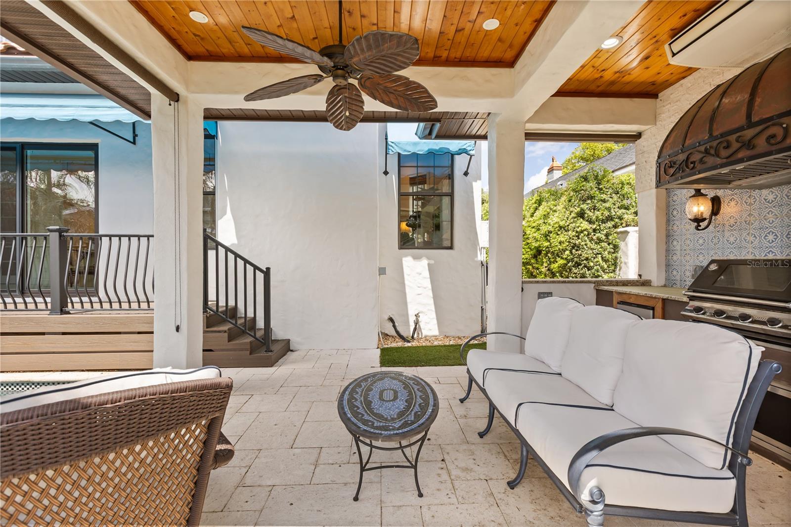 SYLVAN LAKE SHORES - Residential