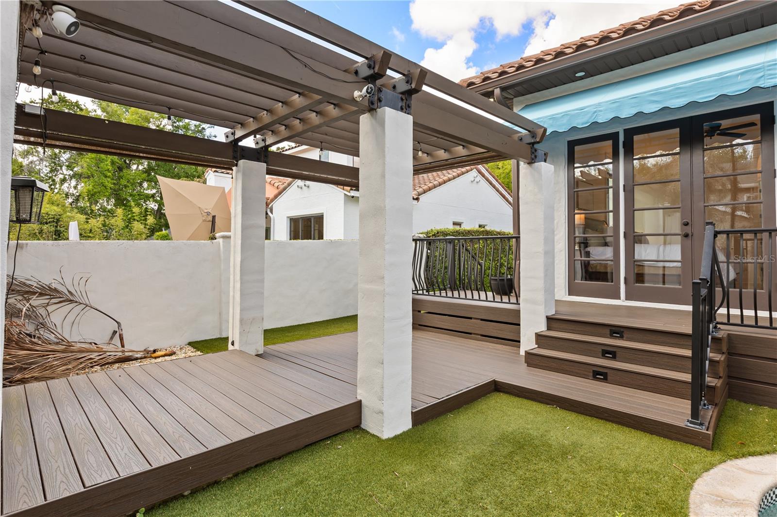 SYLVAN LAKE SHORES - Residential