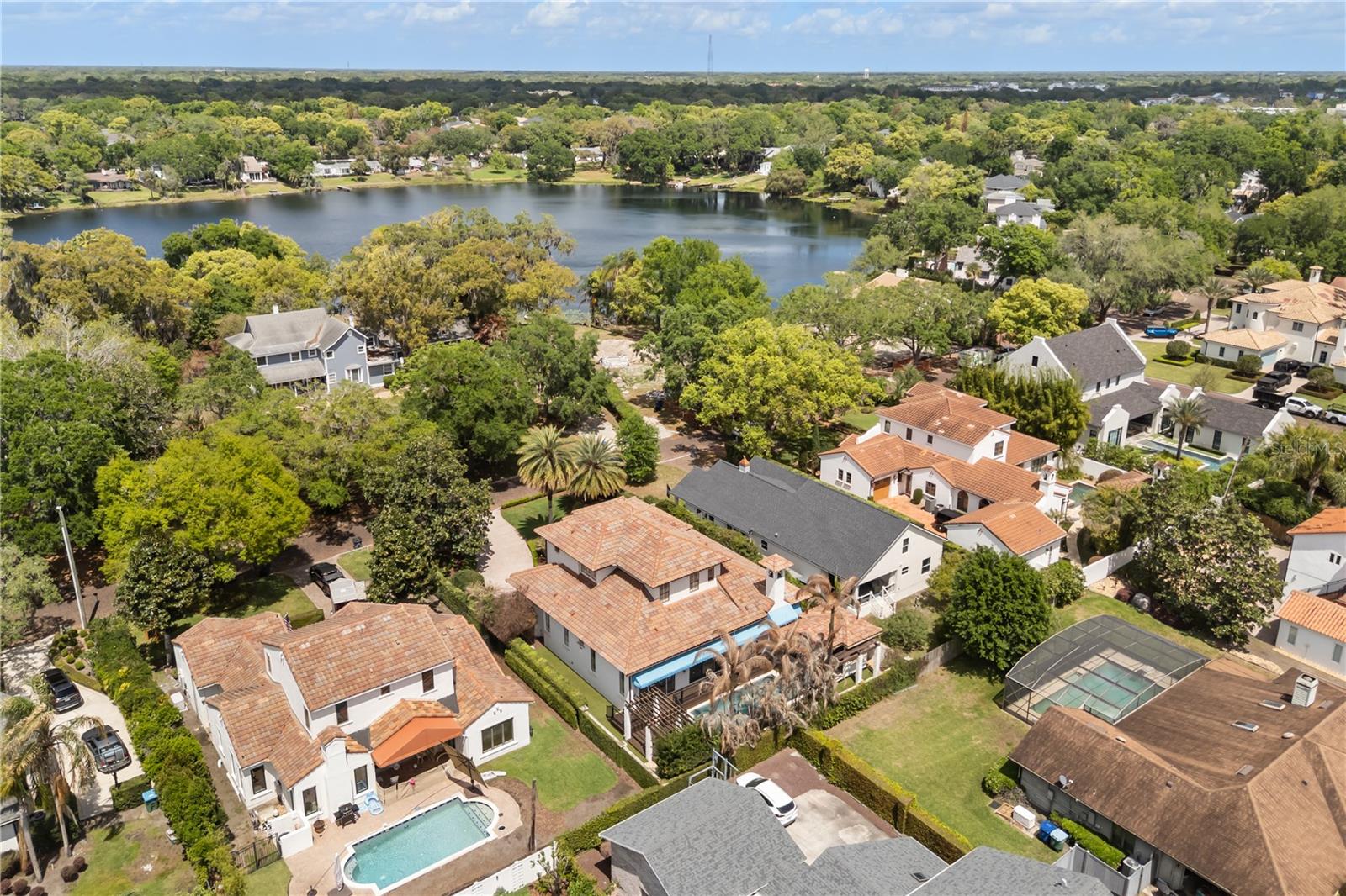 SYLVAN LAKE SHORES - Residential