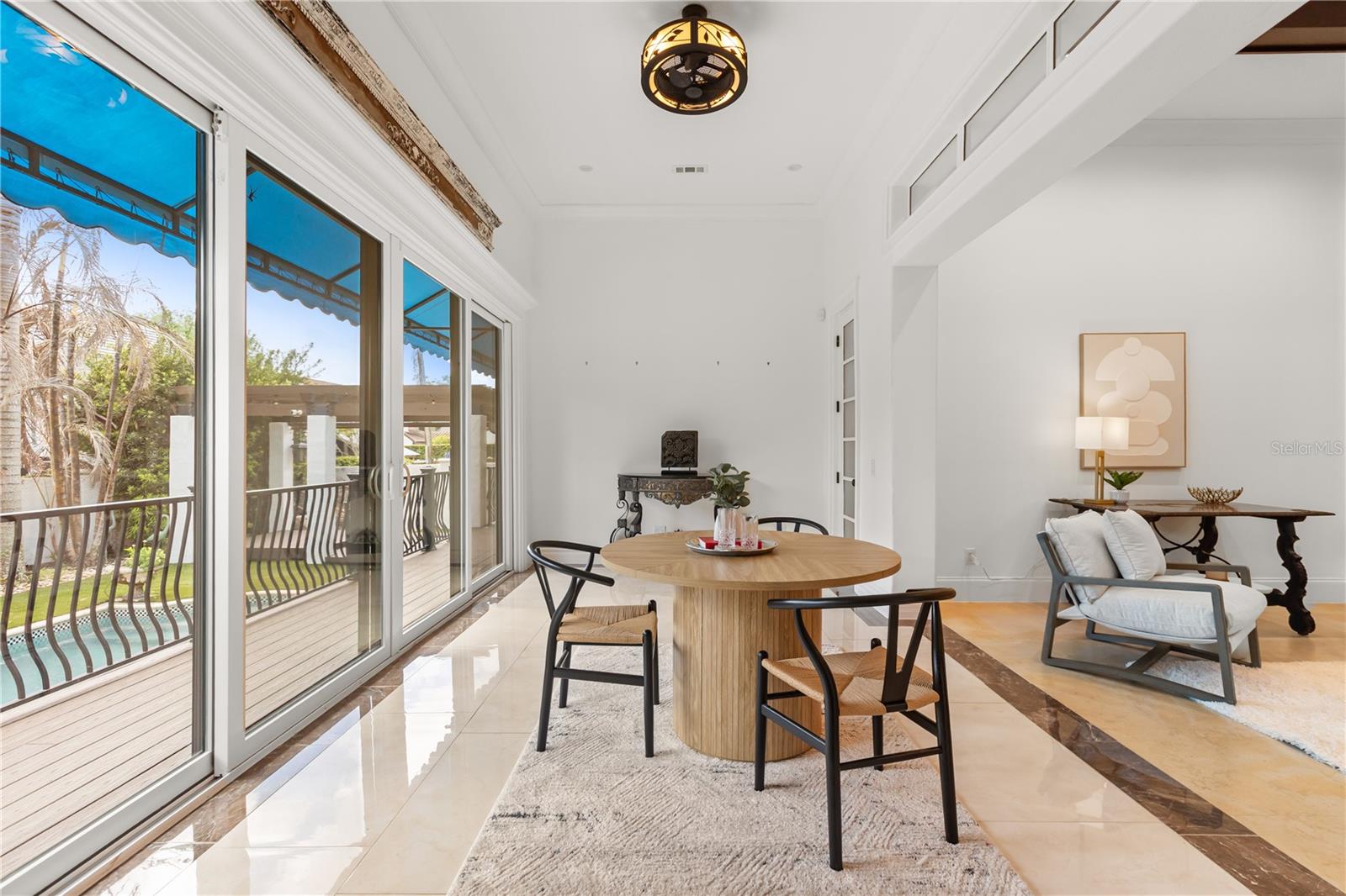 SYLVAN LAKE SHORES - Residential