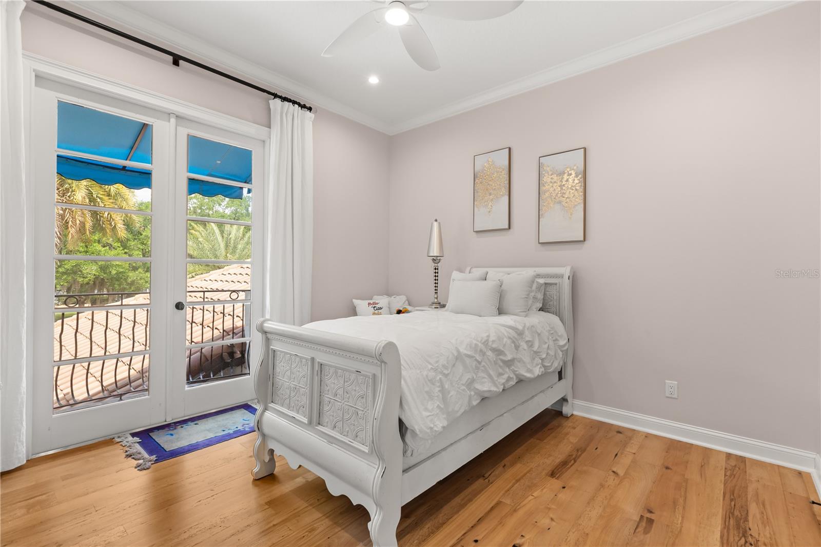 SYLVAN LAKE SHORES - Residential