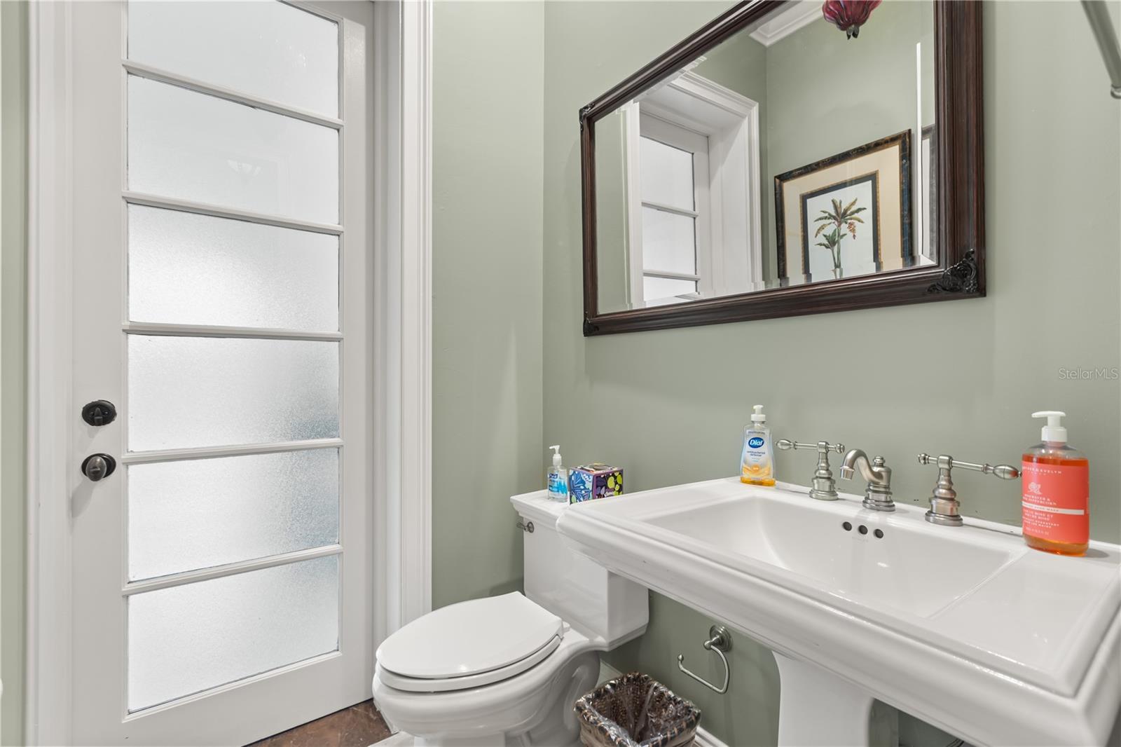 SYLVAN LAKE SHORES - Residential