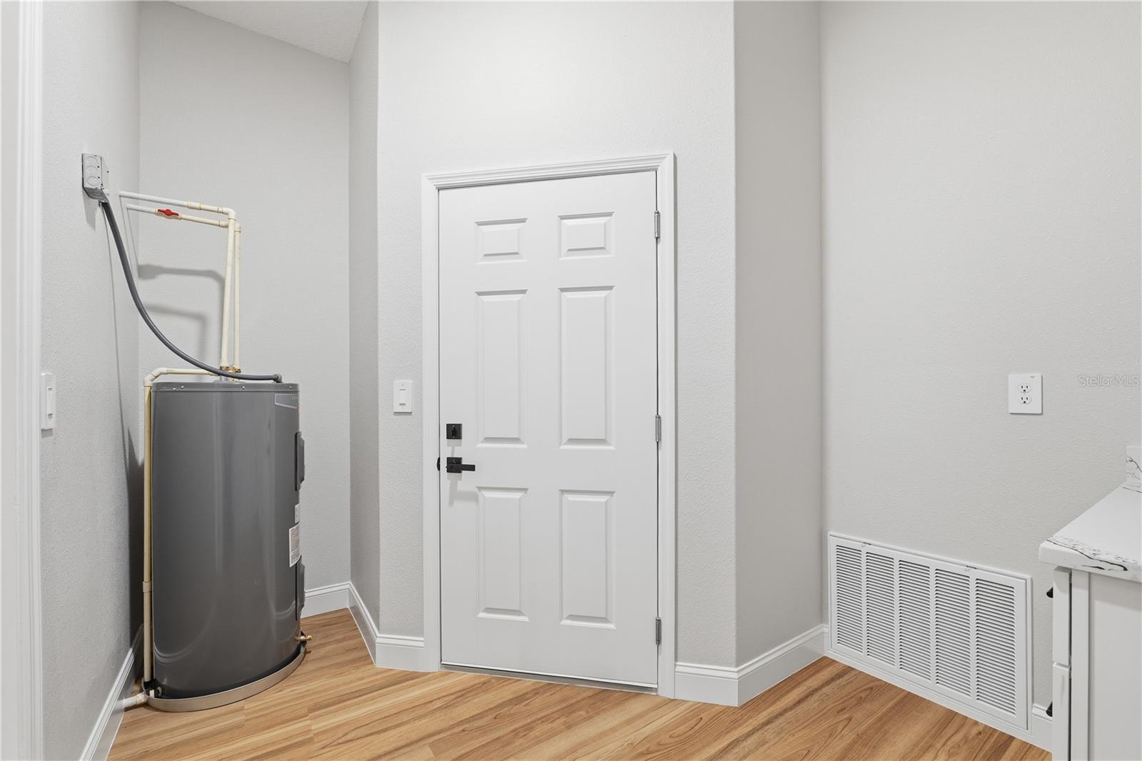 RIDGE MANOR ESTATE - Residential