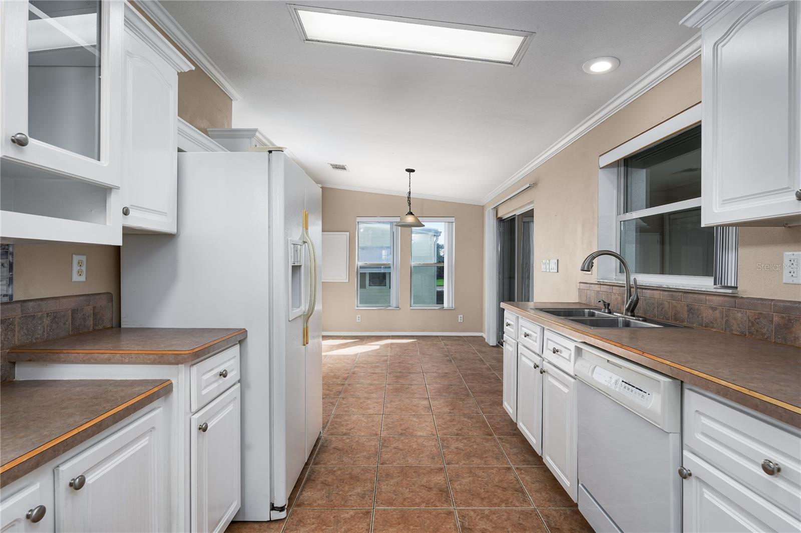 IMPERIAL LAKES ESTATES UNIT II - Residential